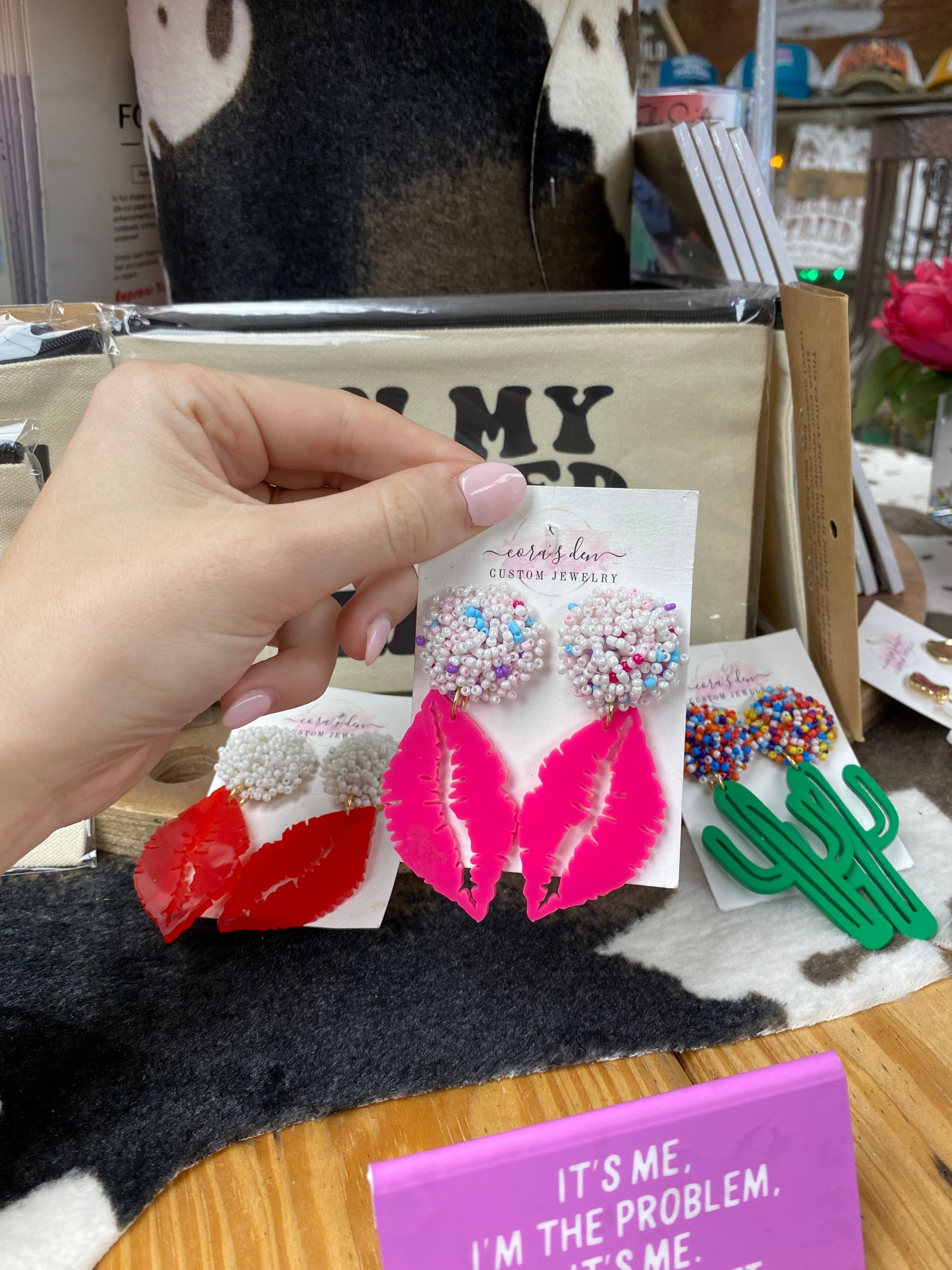 Red & Pink Lips Earrings