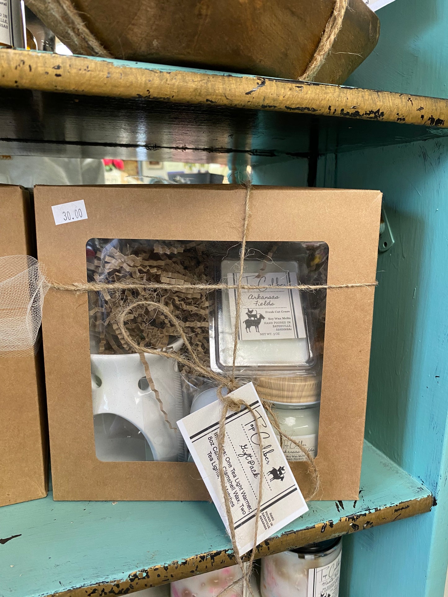 Candle gift set hand-poured in Batesville, AR