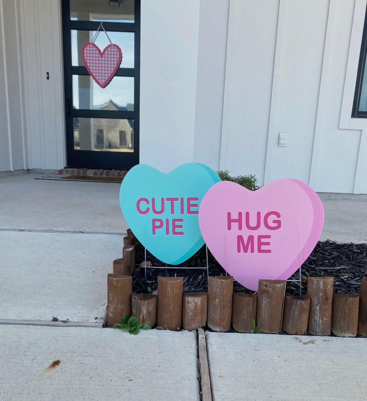 Weatherproof Valentines expression stakes